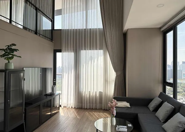 Cozy Urban Retreat Steps From Mrta Station 公寓 *