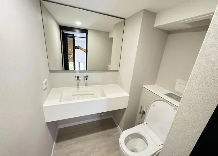 公寓 Cozy Urban Retreat Steps From Mrta Station