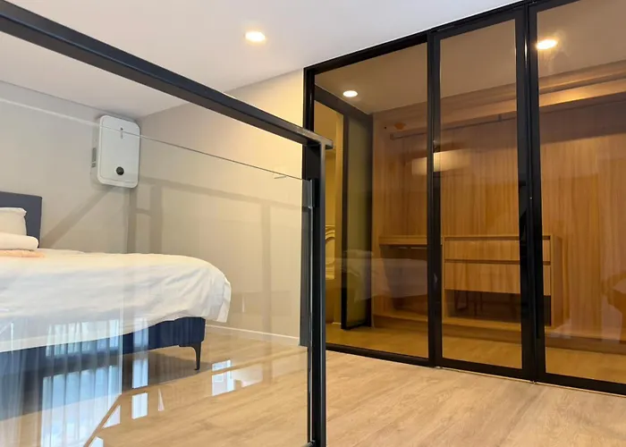 公寓 Cozy Urban Retreat Steps From Mrta Station