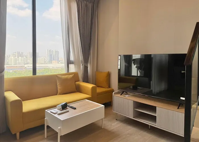 Cozy Urban Retreat Steps From Mrta Station 公寓 曼谷